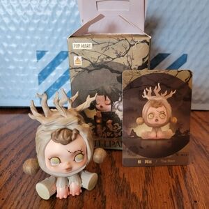 POP MART Skullpanda Ink Plum Blossom - The Root Figurine